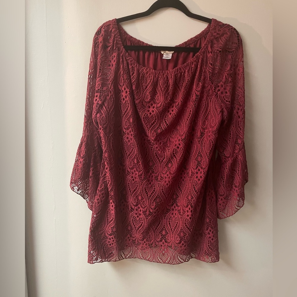 2X Maroon Lace Lined Top with Bell Sleeves